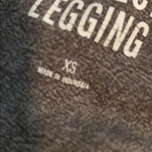 leggings - Picture 3 of 3